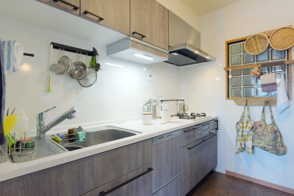 収納箇所を多く確保して使いやすく気持ちのいいキッチンになりました。