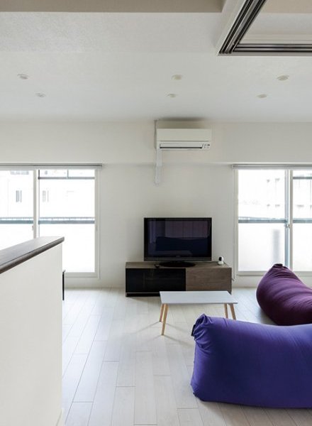 【福岡県福岡市】&quot;光と開放感が満ちる、暮らしを彩るモダンで機能的な暖かい空間への変貌&quot;マンションリノベーション