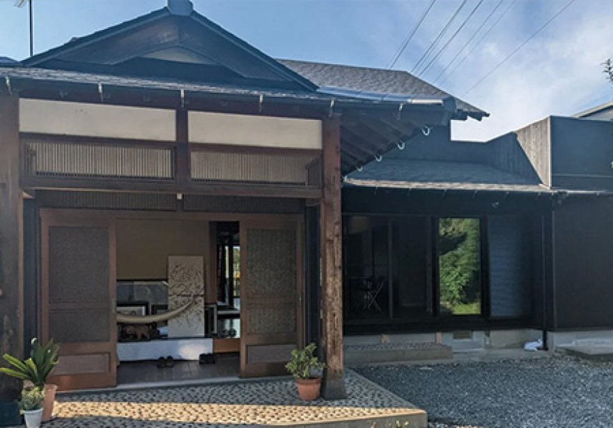 年季の入った外観や構造部分を安心して暮らせるデザインと耐震性にできる