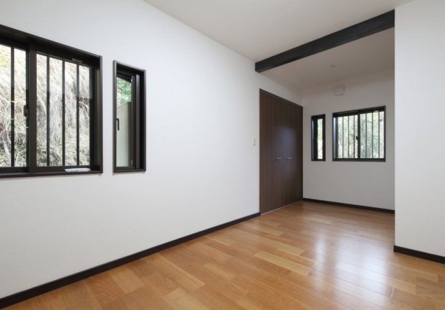 1階部分の壁面積を増やし、耐震性強化!