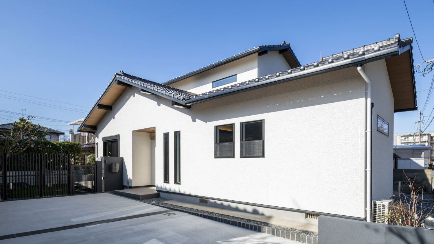 ドッグラン完備!水栓付き玄関と回遊動線で愛犬と家事楽に暮らせる住まいにリノベ