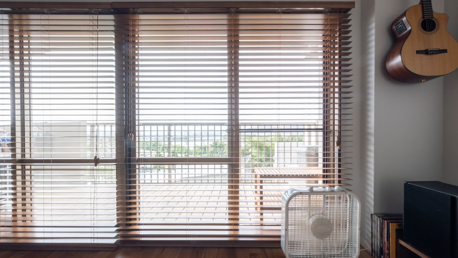 アンティークな家具とヴィンテージな空間が交差するハイセンスな住まいにリノベ